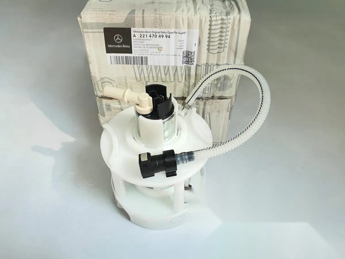 Mercedes S63, S65 fuel pump assembly: A2214704994