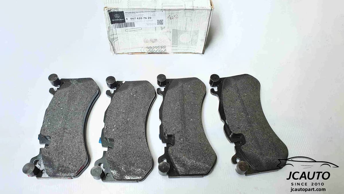 Kampas rem depan S63 AMG A0074207620 A0004204400
