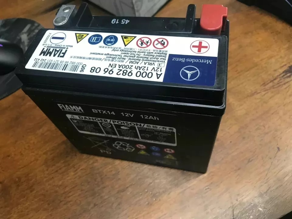 보조 배터리 S500 A0009829608