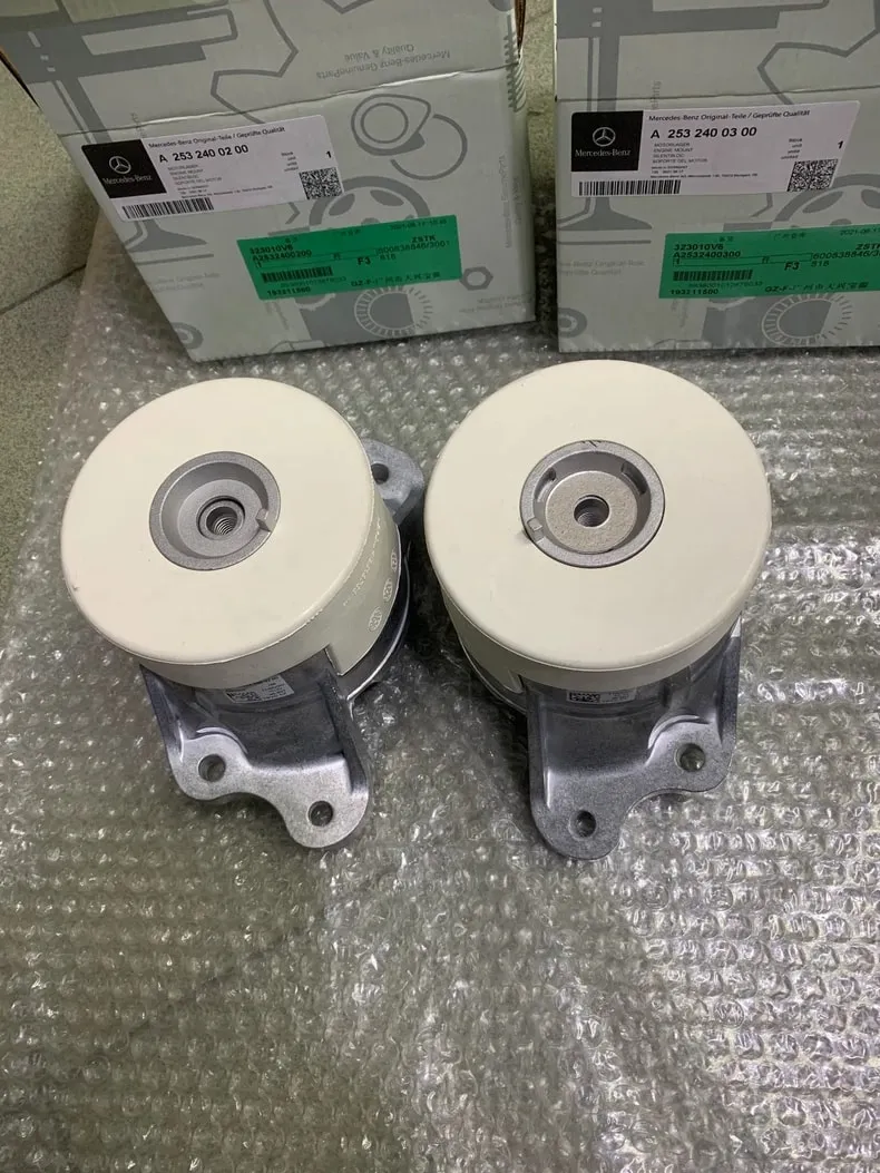 Mercedes-Benz OEM genuine engine mount, transmission mount